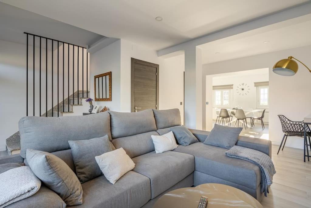 A Neida Casa Con Terraza Con Vistas Al Mar Villa Cee Ngoại thất bức ảnh